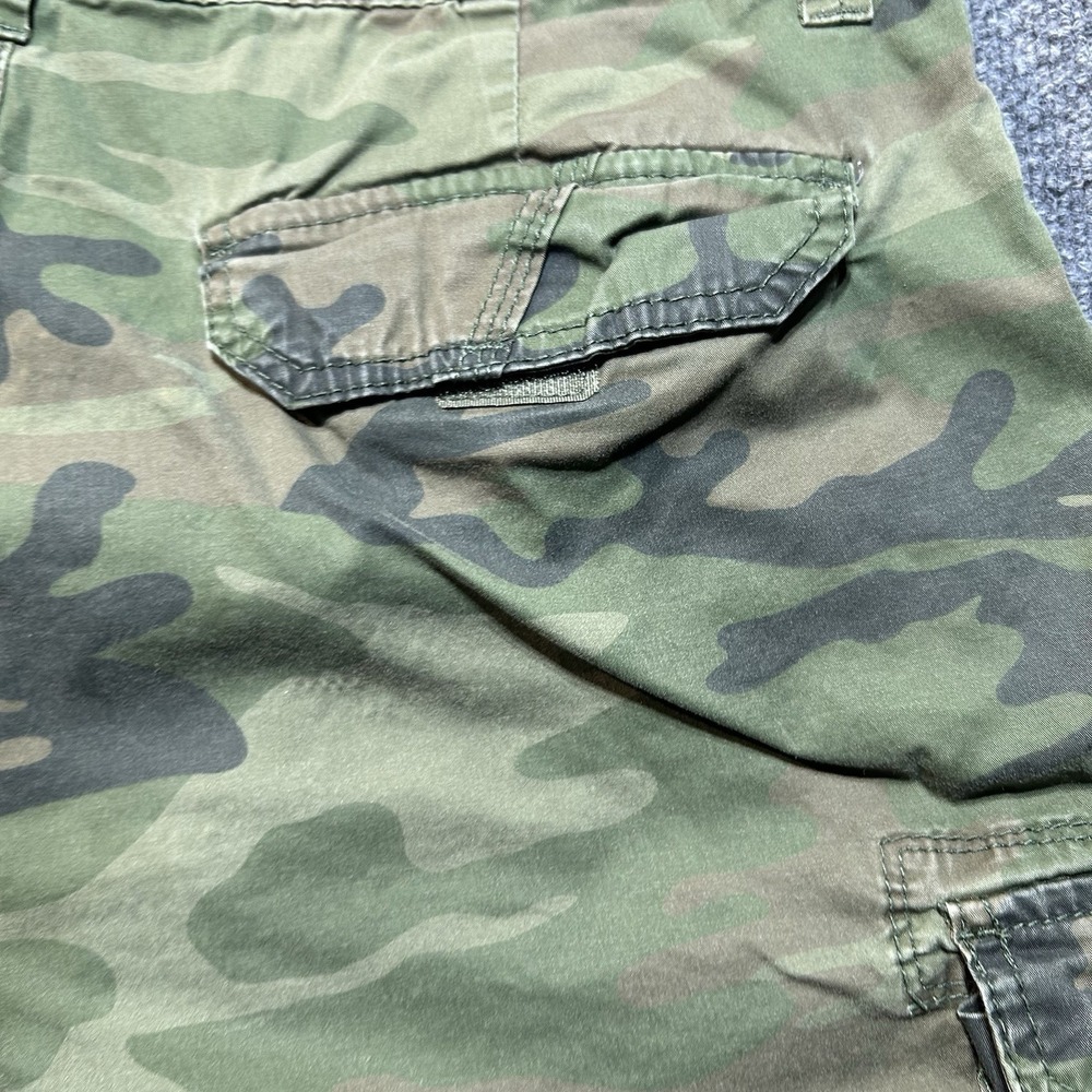 Unionbay Mens Camo Cargo Shorts Green Brown Size 36 Utility Military Skater - Picture 10 of 11